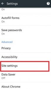 उन्नत अनुभाग के तहत साइट सेटिंग्स पर टैप करें